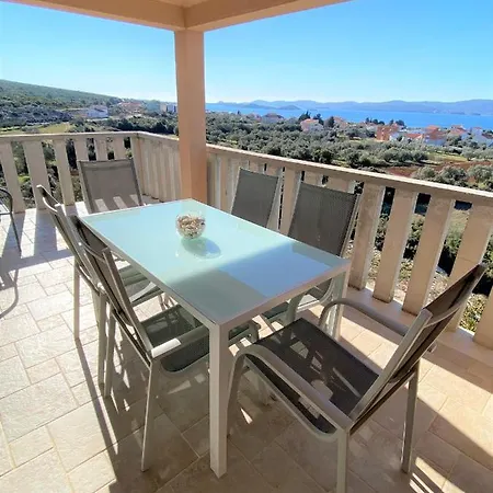 Apartment Ria New